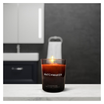 EYE OF LOVE - MATCHMAKER BLACK DIAMOND MASSAGEKERZE ZIEHEN SIE SIE AN, 150 ML