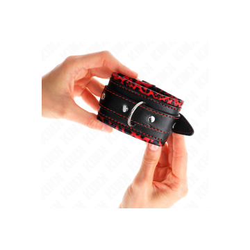 KINK - POGGIPOLSI IMBOTTITI IN PELLICCIA ROSSO/NERO REGOLABILE 17-29…