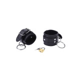 Ohmama Fetish - Restricciones Muñecas Con Anillas | Vybes.it