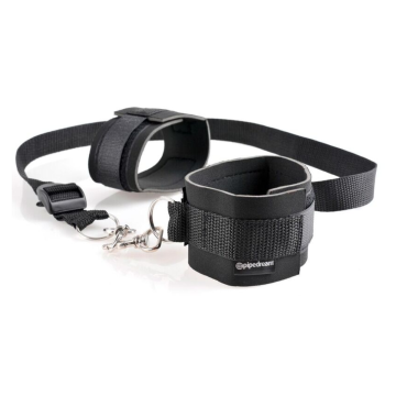 SET DI POLSINO E ANELLO DI FANTASIA FETISH