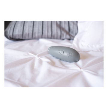 WOMANIZER - STIMOLATORE CLITORALE STARLET 3 GRIGIO