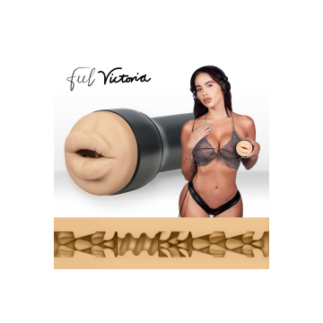 Kiiroo - Fühlen Sie Victoria June Boca | Vybes.it
